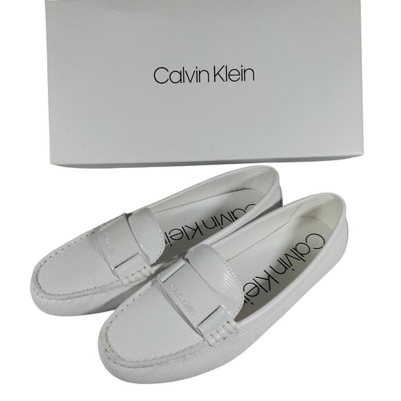 NWOT! CALVIN KLEIN! WHITE GENUINE LEATHER, SNAKESKIN IMPRINT LOAFERS! SZ 7.5M - Picture 14 of 14